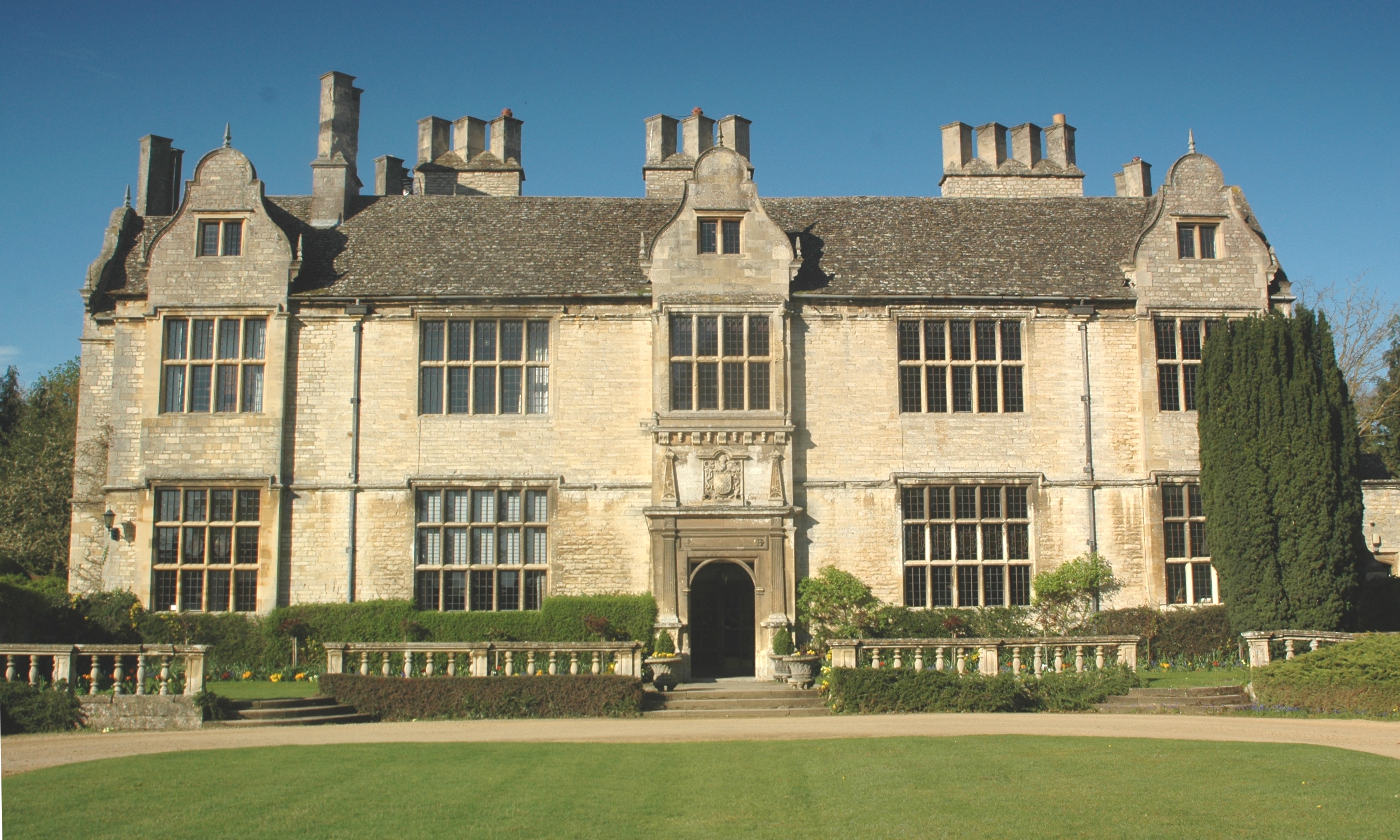 Yarnton Manor